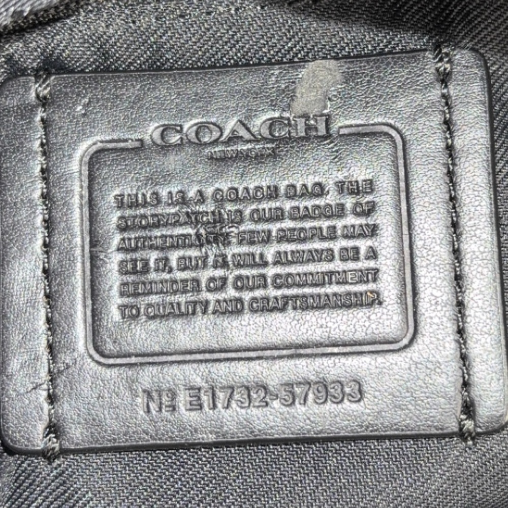 Coach 2017 Edie 31 shoulder bag EUC - Picture 14 of 15